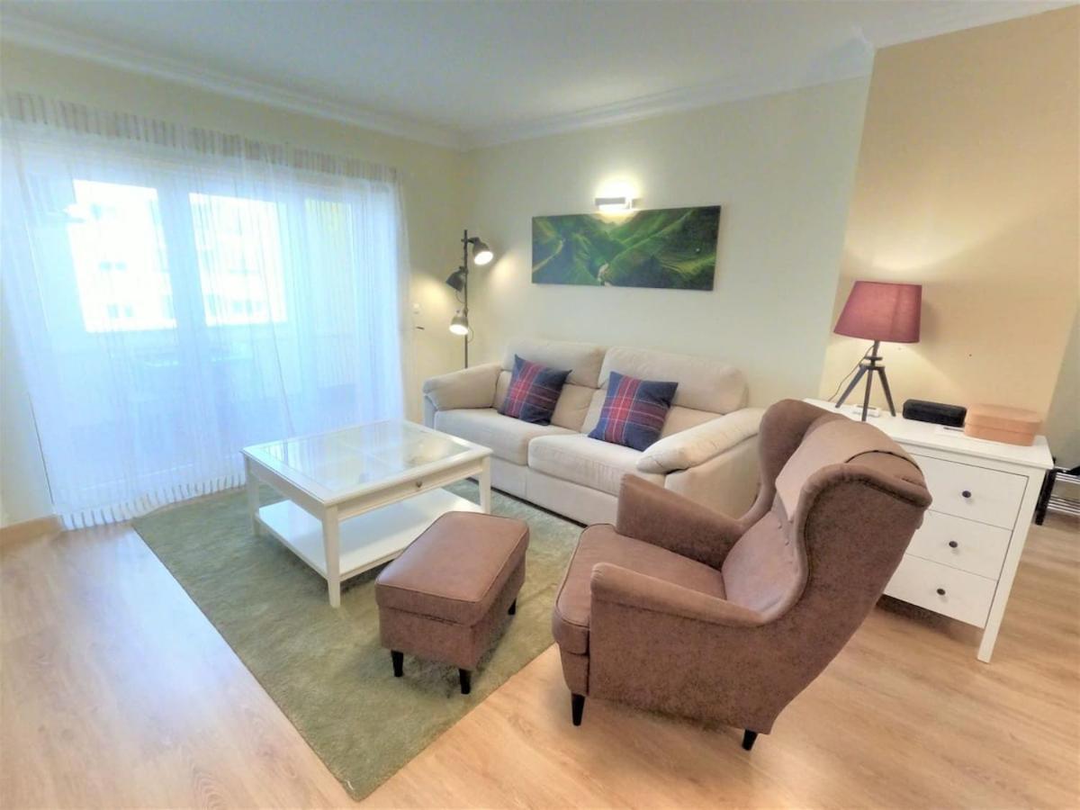 Carnaxide Modern T1 Apartment W Balcony In Carnaxide Oeiras Lisbon Exterior photo